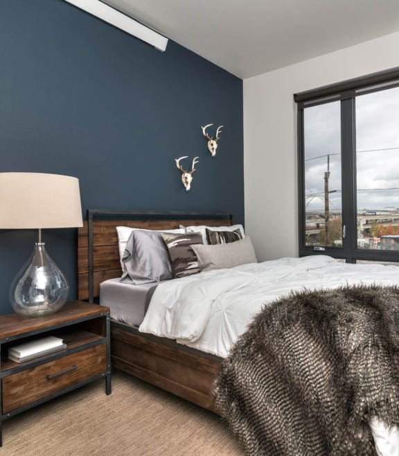 LL Hawkins Apartments in Portland, OR